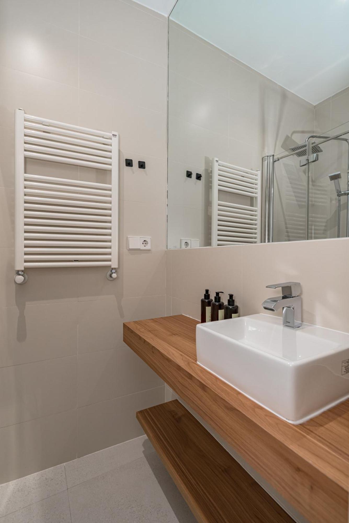 Appartamento Lalatina Ii Calle Almendro 3br 2bh Madrid