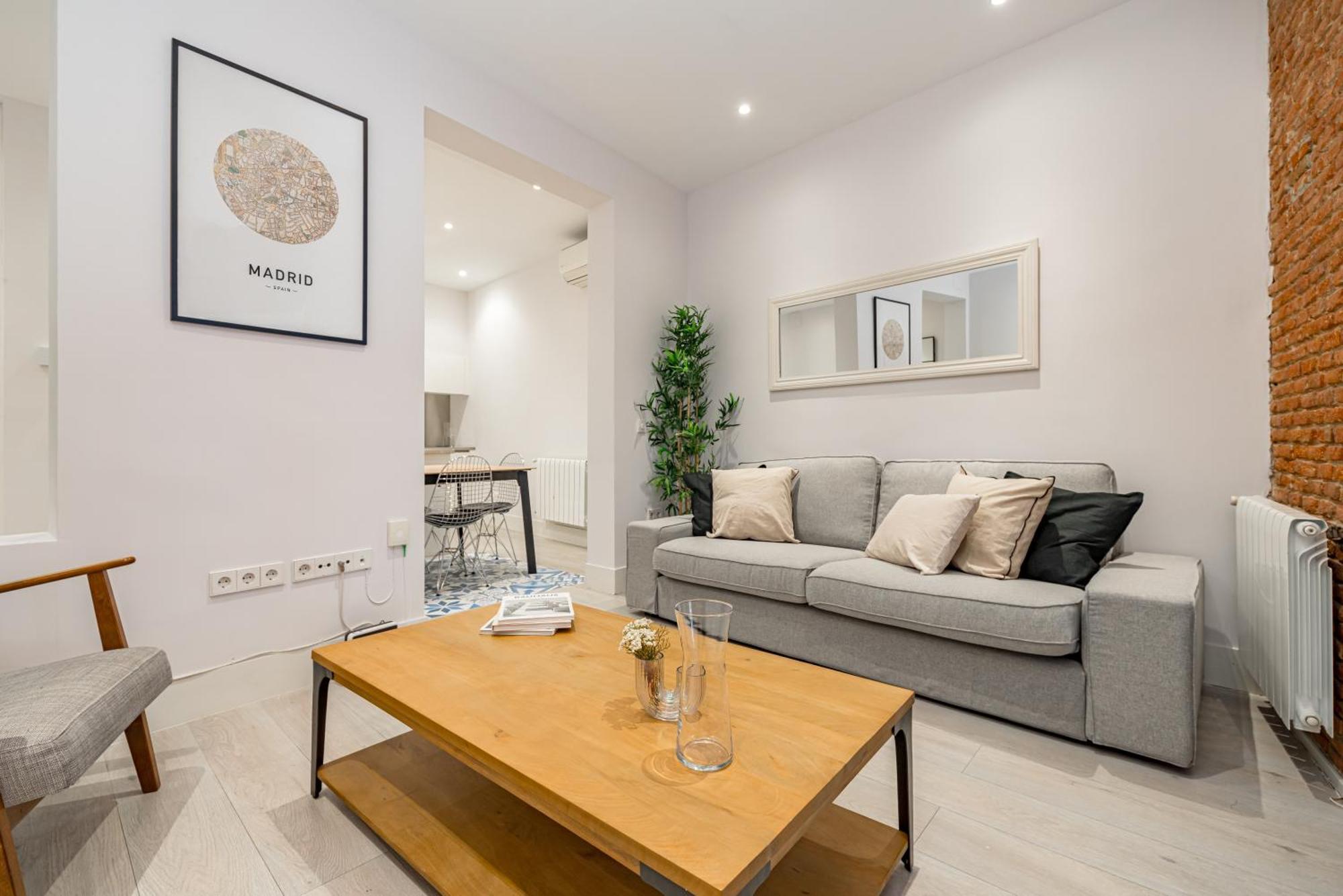 Appartamento Lalatina Ii Calle Almendro 3br 2bh *