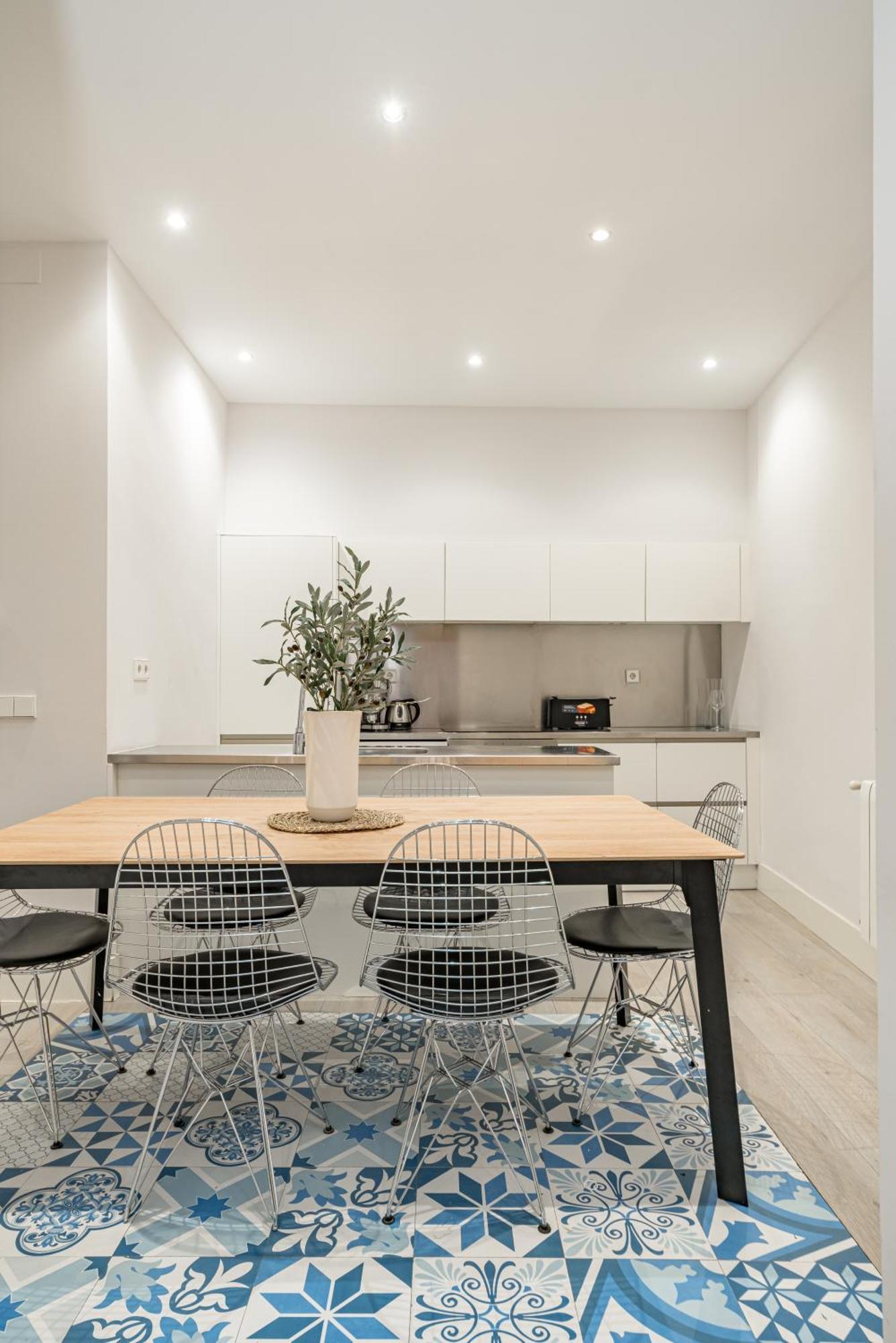Appartamento Lalatina Ii Calle Almendro 3br 2bh