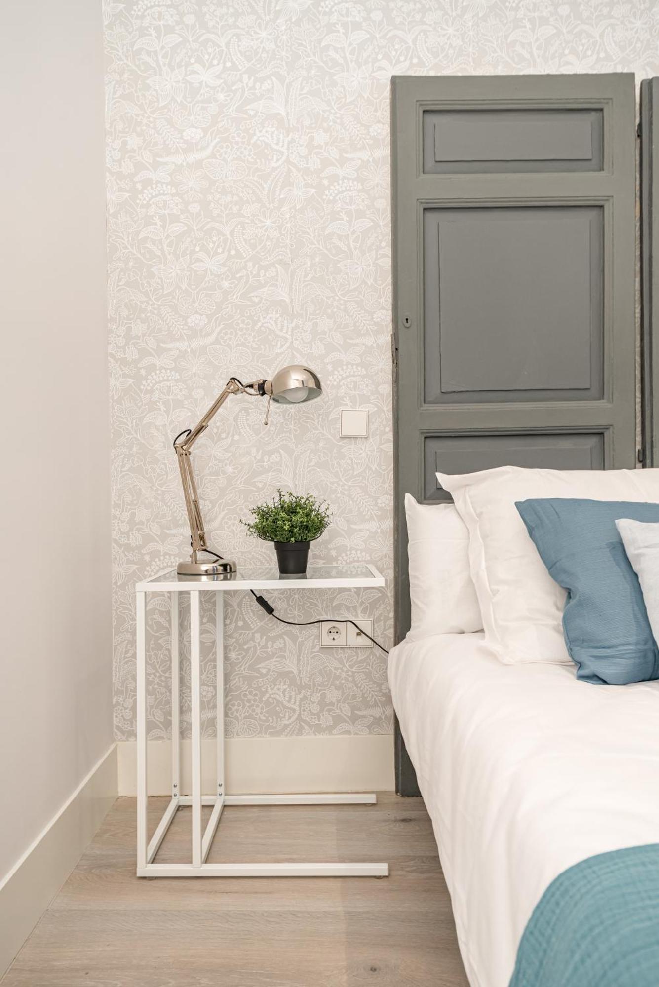 Appartamento Lalatina Ii Calle Almendro 3br 2bh *